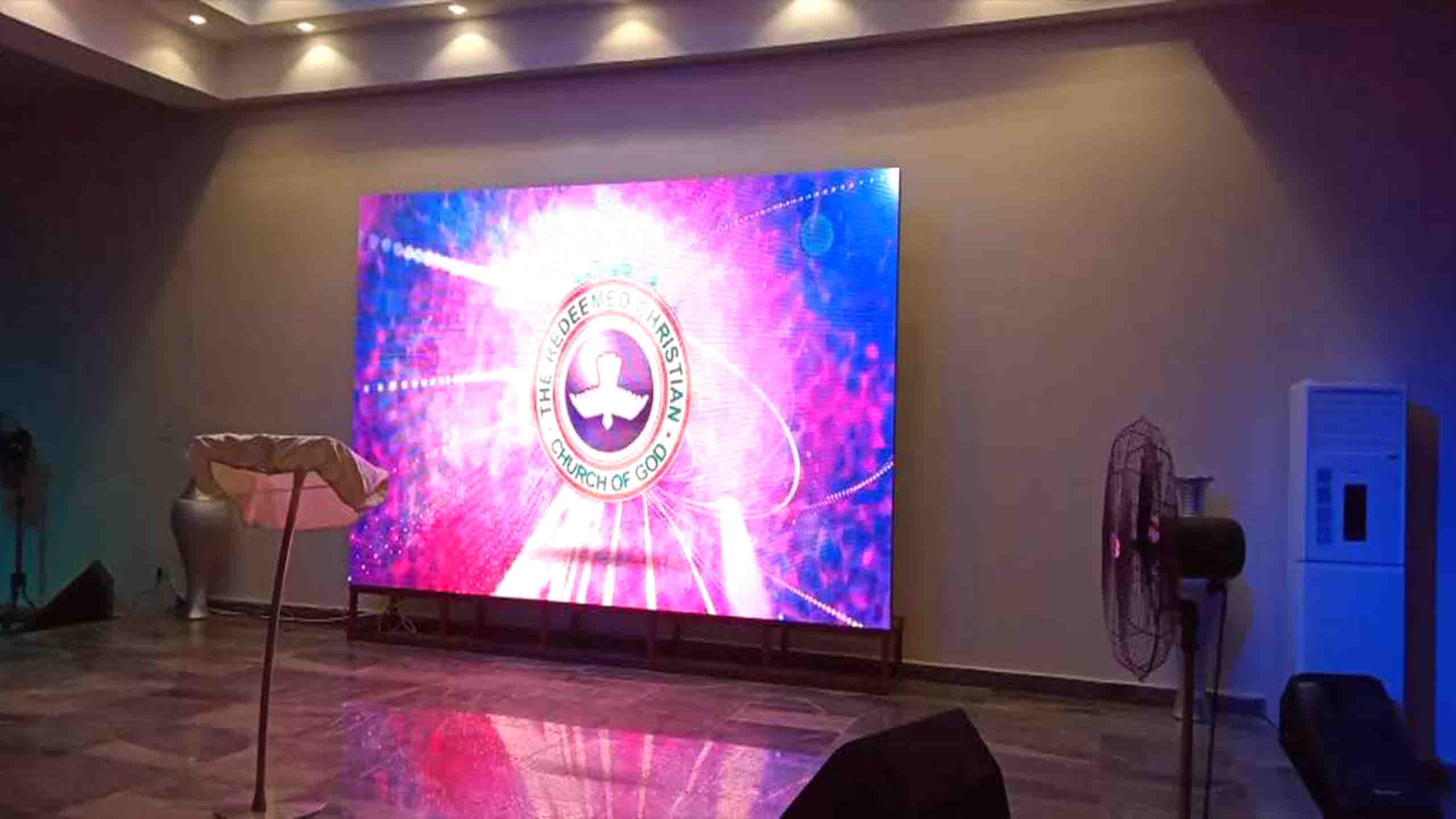 Projects church led screen 17