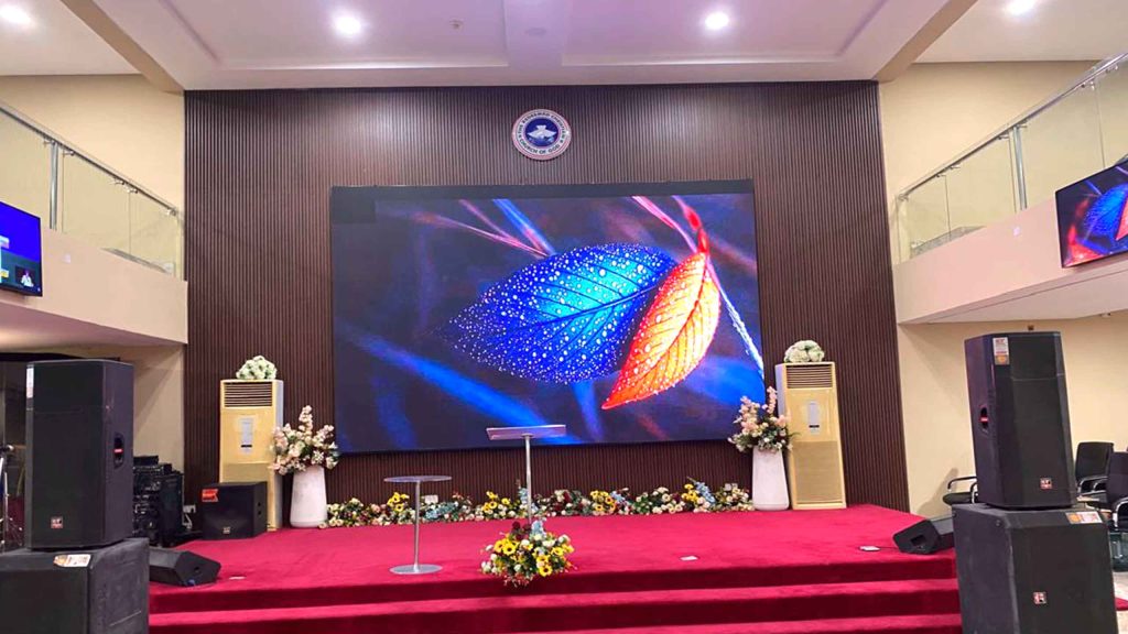 church led screen 57